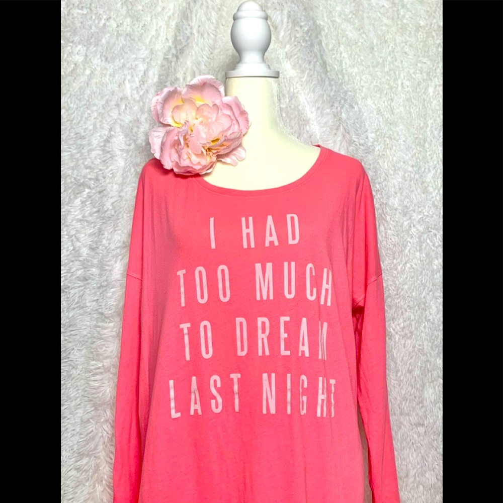 NWOT✨ VICTORIA’s SECRET Sleep Shirt